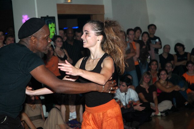min 2005 10 31 agora 274